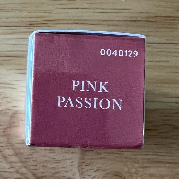 Laura Geller Modern Classic Cream Lipstick - Picture 2 of 4